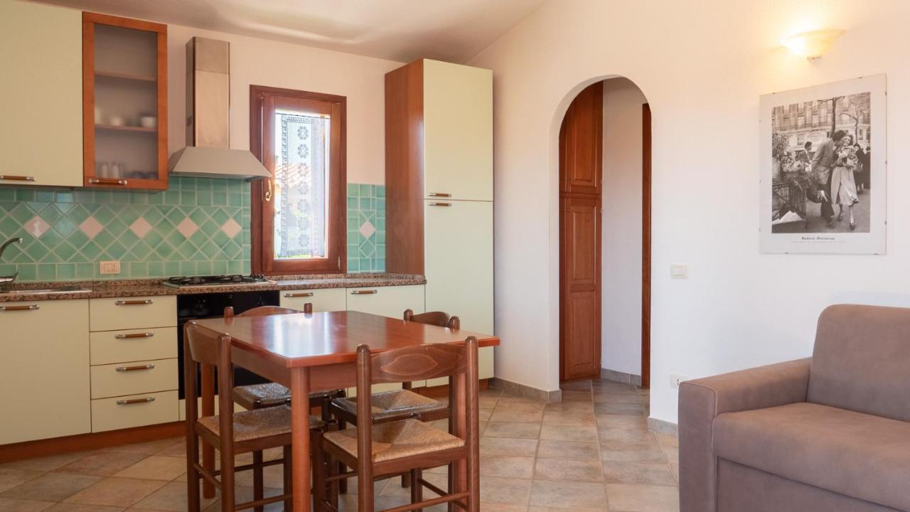 Casa Vacanza La Suaredda ซาน เตโอโดโร ภายนอก รูปภาพ