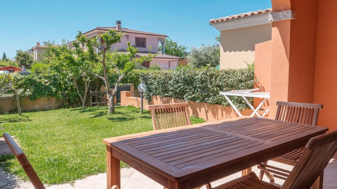 Casa Vacanza La Suaredda ซาน เตโอโดโร ภายนอก รูปภาพ