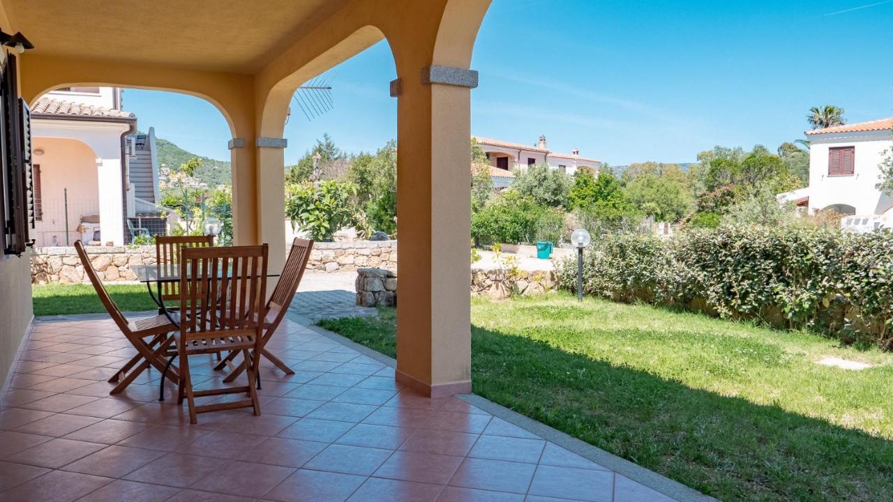 Casa Vacanza La Suaredda ซาน เตโอโดโร ภายนอก รูปภาพ