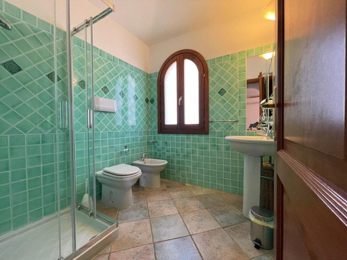 Casa Vacanza La Suaredda ซาน เตโอโดโร ภายนอก รูปภาพ